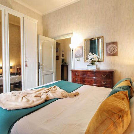 Garibaldi Apartment In Trastevere By Yourhost Рим Екстер'єр фото