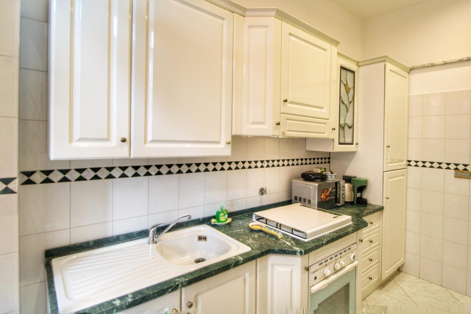 Garibaldi Apartment In Trastevere By Yourhost Рим Екстер'єр фото